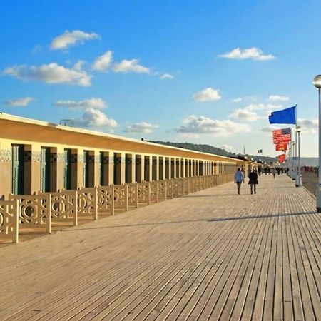 Echappee Chic - Balcon - 150 M Casino Deauville & Plage Экстерьер фото